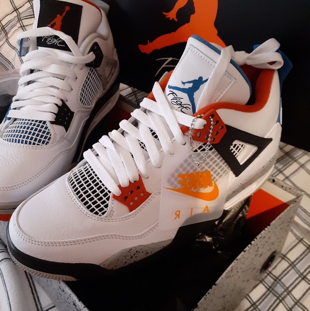 Jordan 4s (what the)